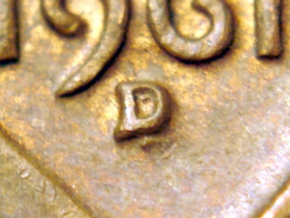1961-D-Lincoln-Memorial-Cent---1MM-038